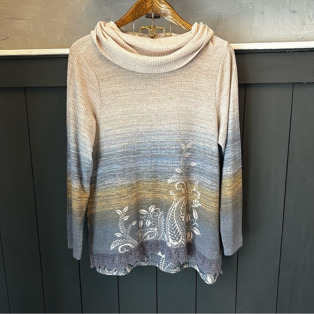 Christopher & Banks‎ Cowl Neck Top XL Elegant Gradient Paisley Floral Design